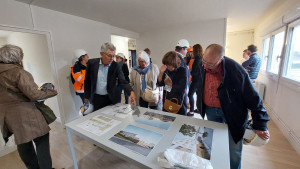 Dans le logement témoin du bâtiment 8 en cours de réhabilitation.