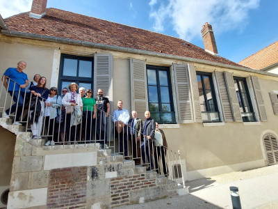 Quelques-uns des nombreux descendants d'Adolphe Binoche réunis à Champs.