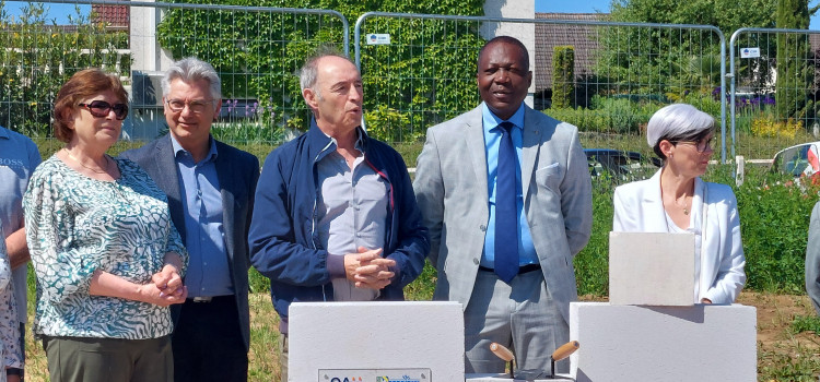 Appoigny, une première pierre hautement symbolique