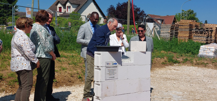 Appoigny, une première pierre hautement symbolique
