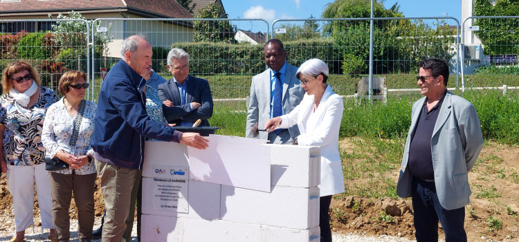 Appoigny, une première pierre hautement symbolique