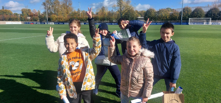 Des jeunes supporters heureux !