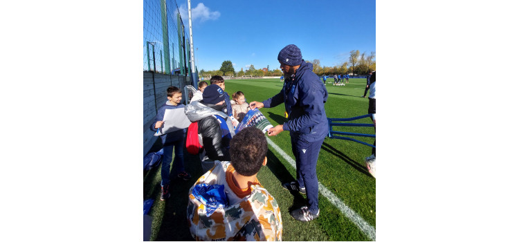 Des jeunes supporters heureux !