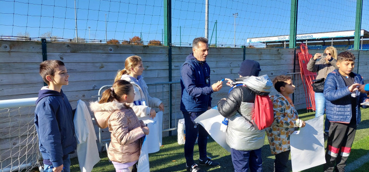 Des jeunes supporters heureux !
