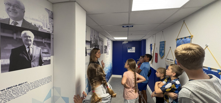 Une matinée pleine de nouveautés à l’AJA pour 8 jeunes passionnés !