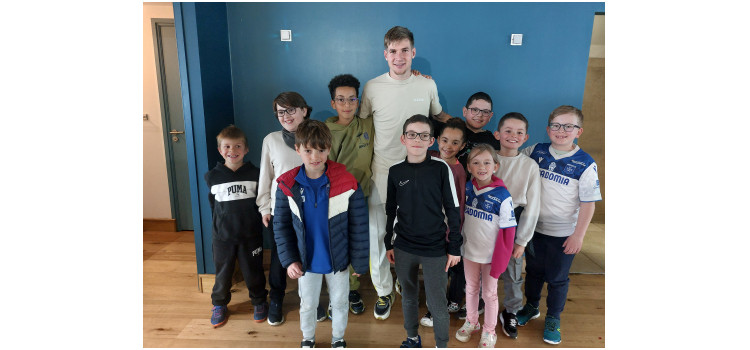Une matinée magique à l’AJ Auxerre pour nos jeunes supporters !