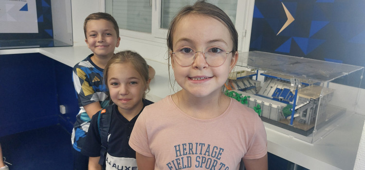 Une matinée pleine de nouveautés à l’AJA pour 8 jeunes passionnés !