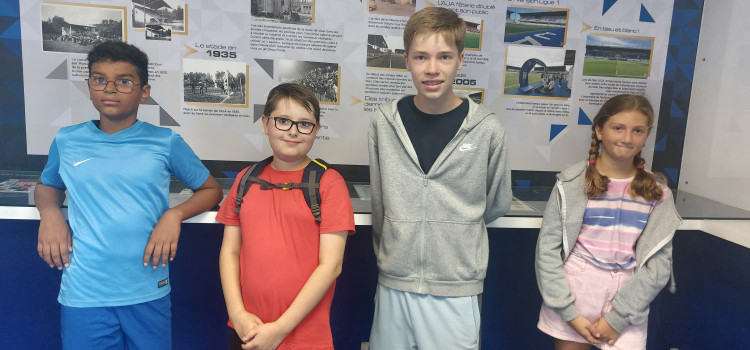 Une matinée pleine de nouveautés à l’AJA pour 8 jeunes passionnés !