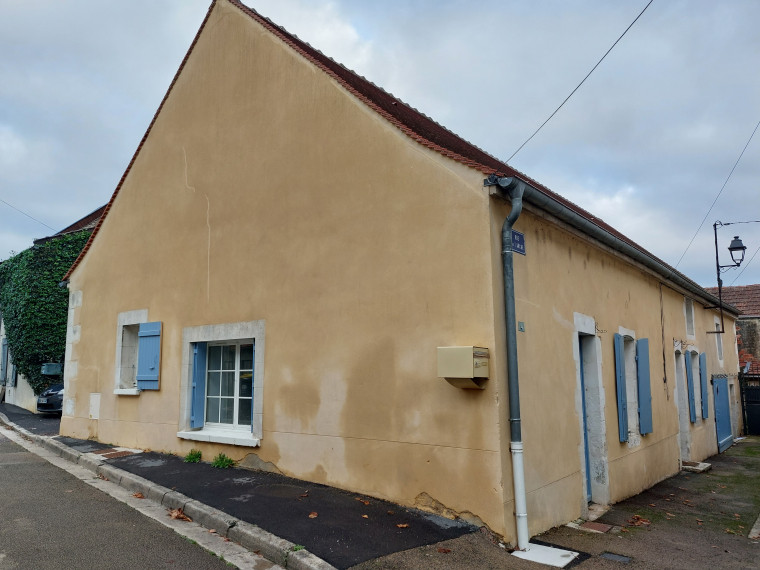 Maison de village 4 pièces à 120 000 €