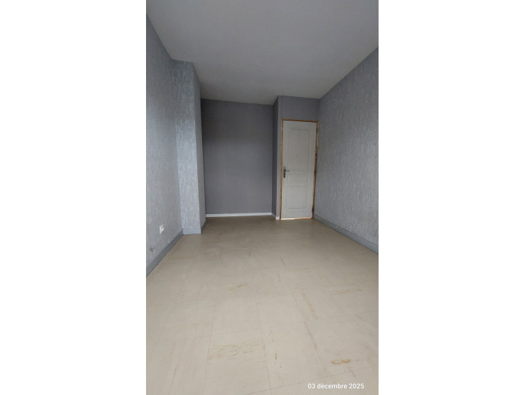 Appartement T5 avec garage à 120 000 €